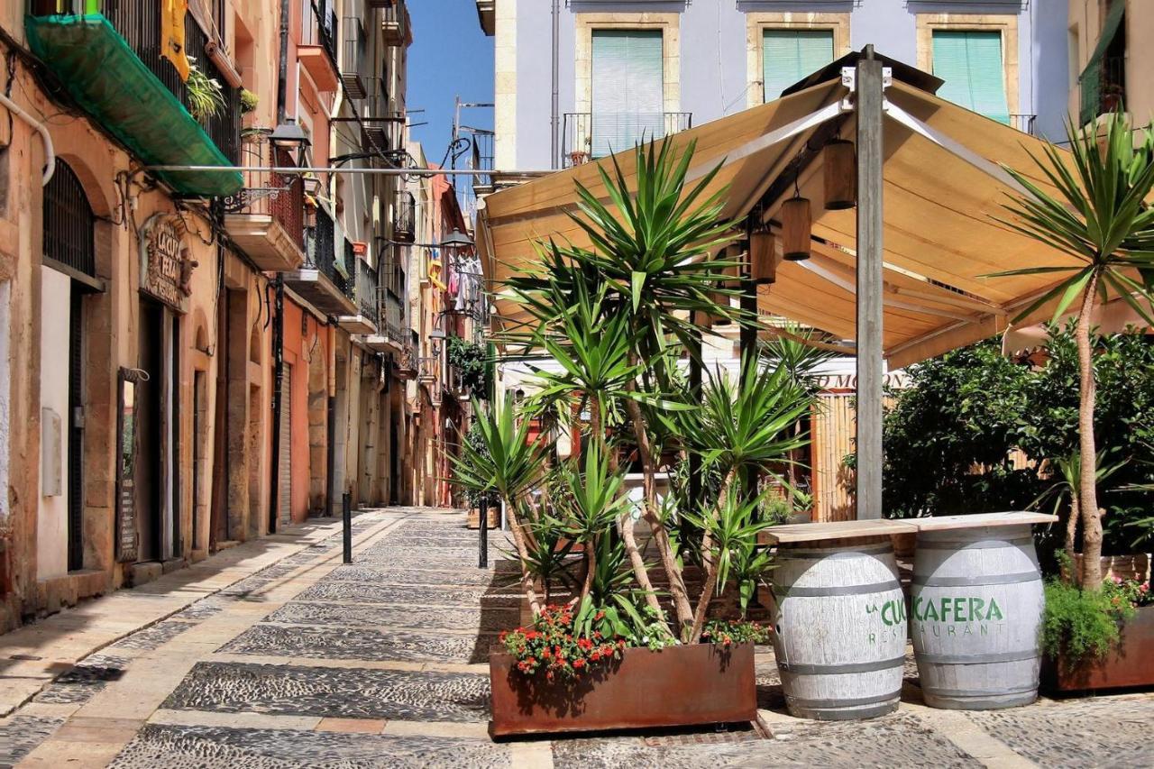 Petra Apartments -Old City With Terrace And Barbecue- Tarragona Bagian luar foto